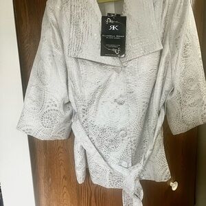 *New* Elegant Lace Kimono Jacket